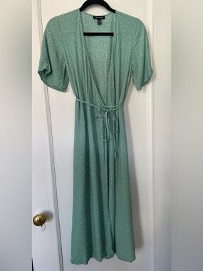 NEW LOOK Midi Wrap Dress